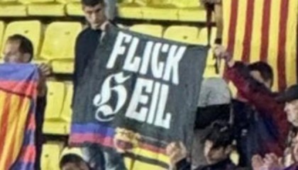 开云体育-球迷手幅效仿纳粹标语，巴萨被罚欧冠客场禁止售票